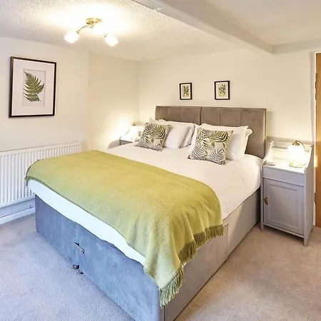 Host & - Willow Holiday home